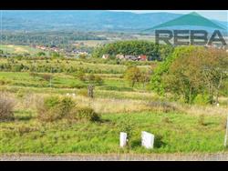 Prodej stavebního pozemku v Jenišově. - 2506